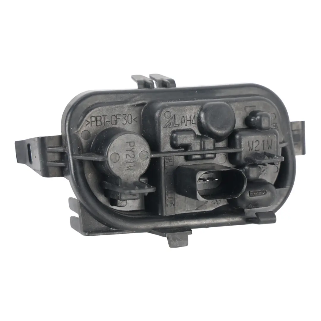 Audi A3 8V Luce Posteriore Interna Sinistra LED Supporto Portalampada - SKU 8V4945257 - Numero di parte 8V4945257