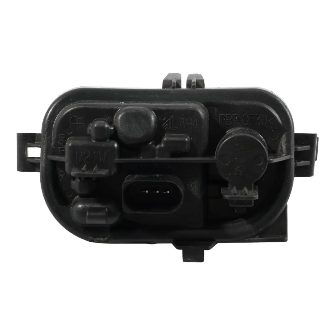 Audi A3 S3 8V Oprawa Żarówek Lampy Tylnej Prawa - SKU 8V4945258 - Numer Części 8V4945258
