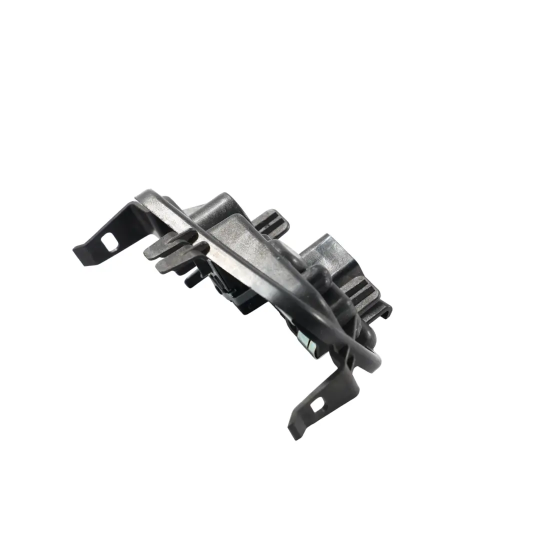 Feu Arrière Support Ampoule Droit pour Audi A3 S3 8V à propos du numéro de pièce 8V4945258 Audi A3 S3 8V Feu Arrière Support Ampoule Droit - SKU 8V4945258 - Numéro de pièce 8V4945258