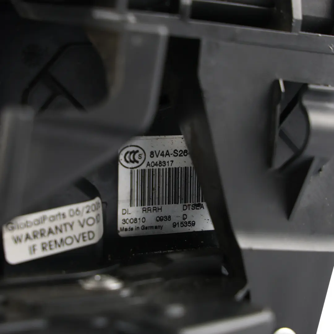 Ford Kuga Mk1 Mecanismo Cerradura Puerta Trasera Derecha - SKU 8V4A-S26412-EA - Número de pieza 8V4A-S26412-EA