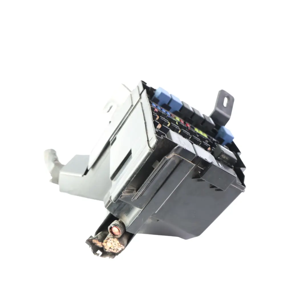 Ford Fiesta Mk7 Fuse Relay Box Module Control Unit - SKU 8V51-14B144-BA - Part number 8V51-14B144-BA