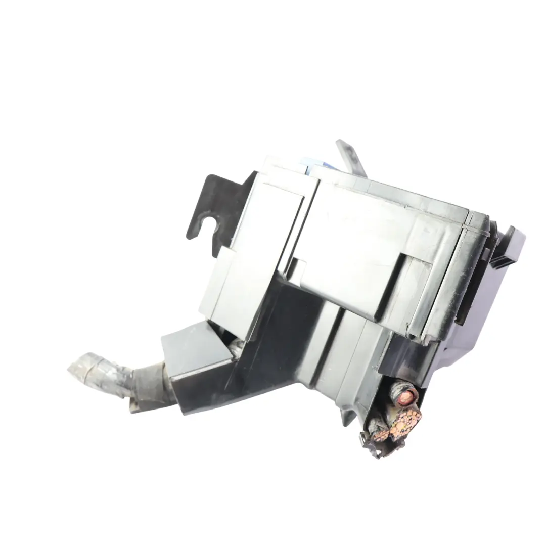 Fuse Relay Box Module Control Unit to Ford Fiesta Mk7 with Part number 8V51-14B144-BA Ford Fiesta Mk7 Fuse Relay Box Module Control Unit - SKU 8V51-14B144-BA - Part number 8V51-14B144-BA