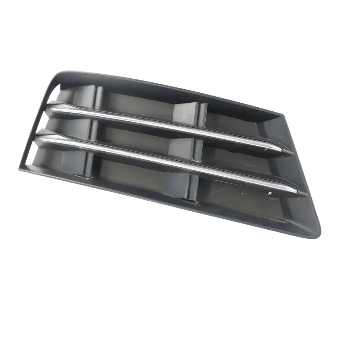 Audi A4 B9 Kratka Zderzaka Przednia Prawa - SKU 8W0807682R - Numer Części 8W0807682R
