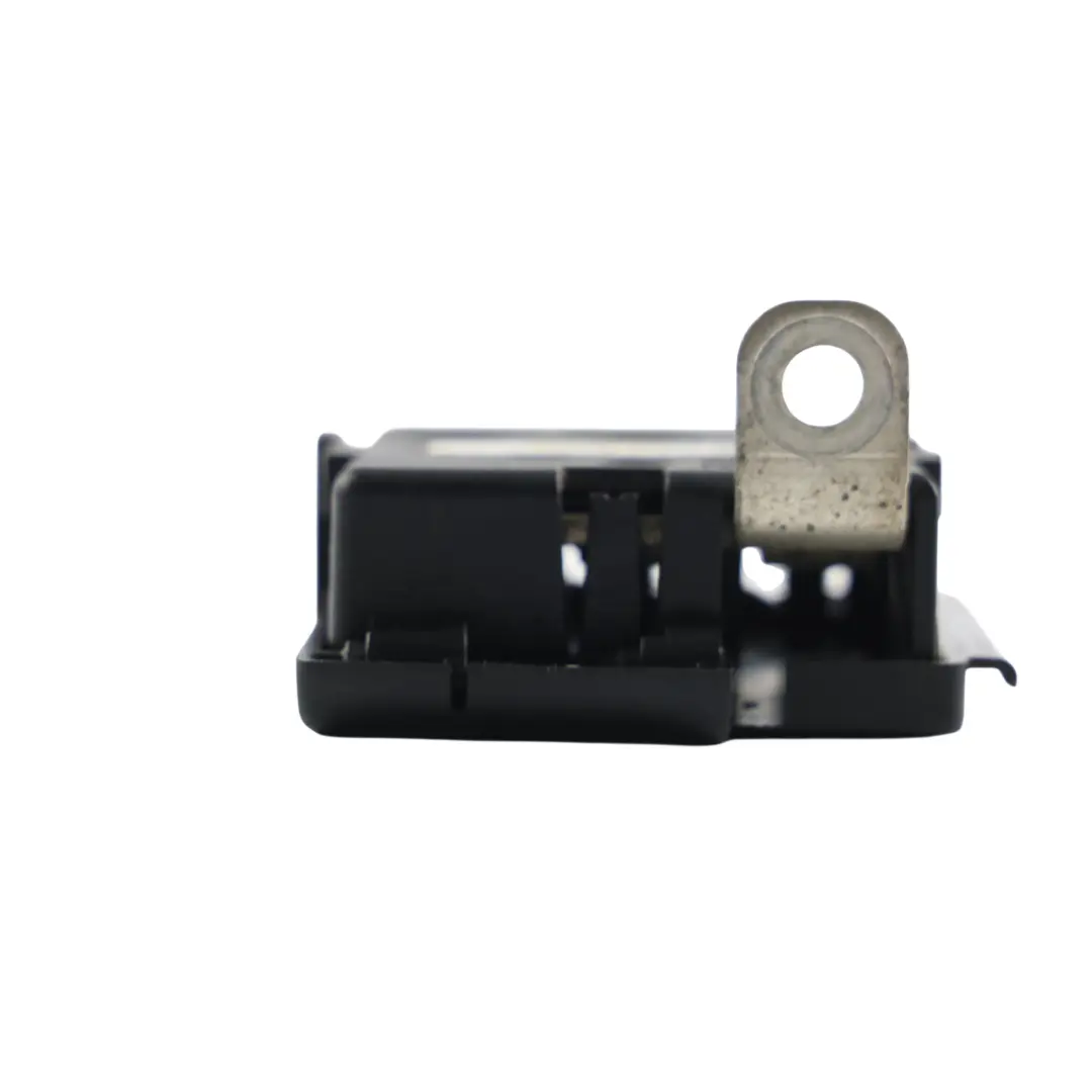 Positive Battery Distribution Terminal Fuse Box to Audi A4 B9 A5 F5 with Part number 8W0941824AP Audi A4 B9 A5 F5 Positive Battery Distribution Terminal Fuse Box - SKU 8W0941824AP - Part number 8W0941824AP