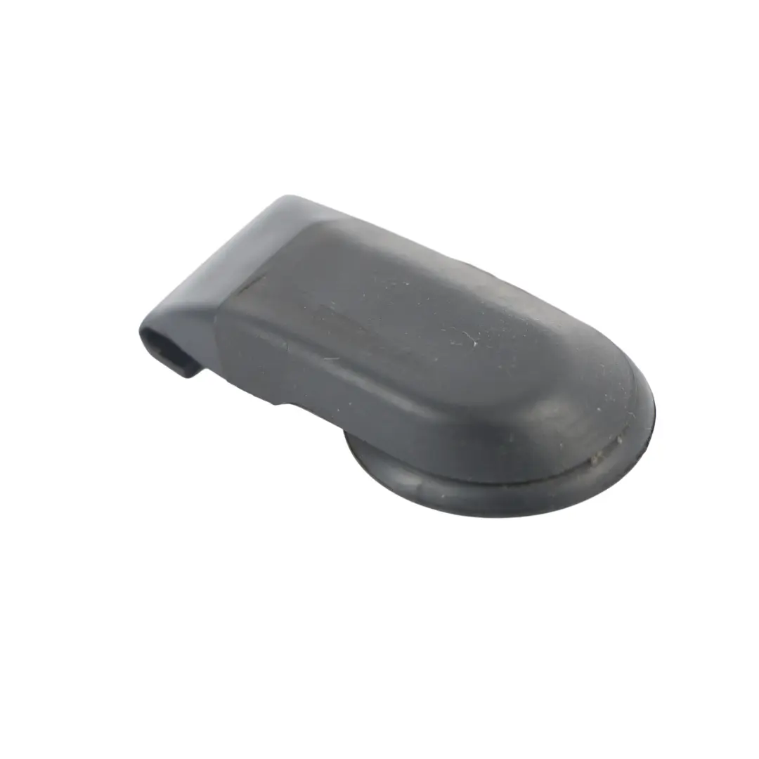 Tampone Arresto Portellone Bagagliaio Posteriore Destro per Audi A1 8X con numero di parte 8X0827490B Audi A1 8X Tampone Arresto Portellone Bagagliaio Posteriore Destro - SKU 8X0827490B - Numero di parte 8X0827490B