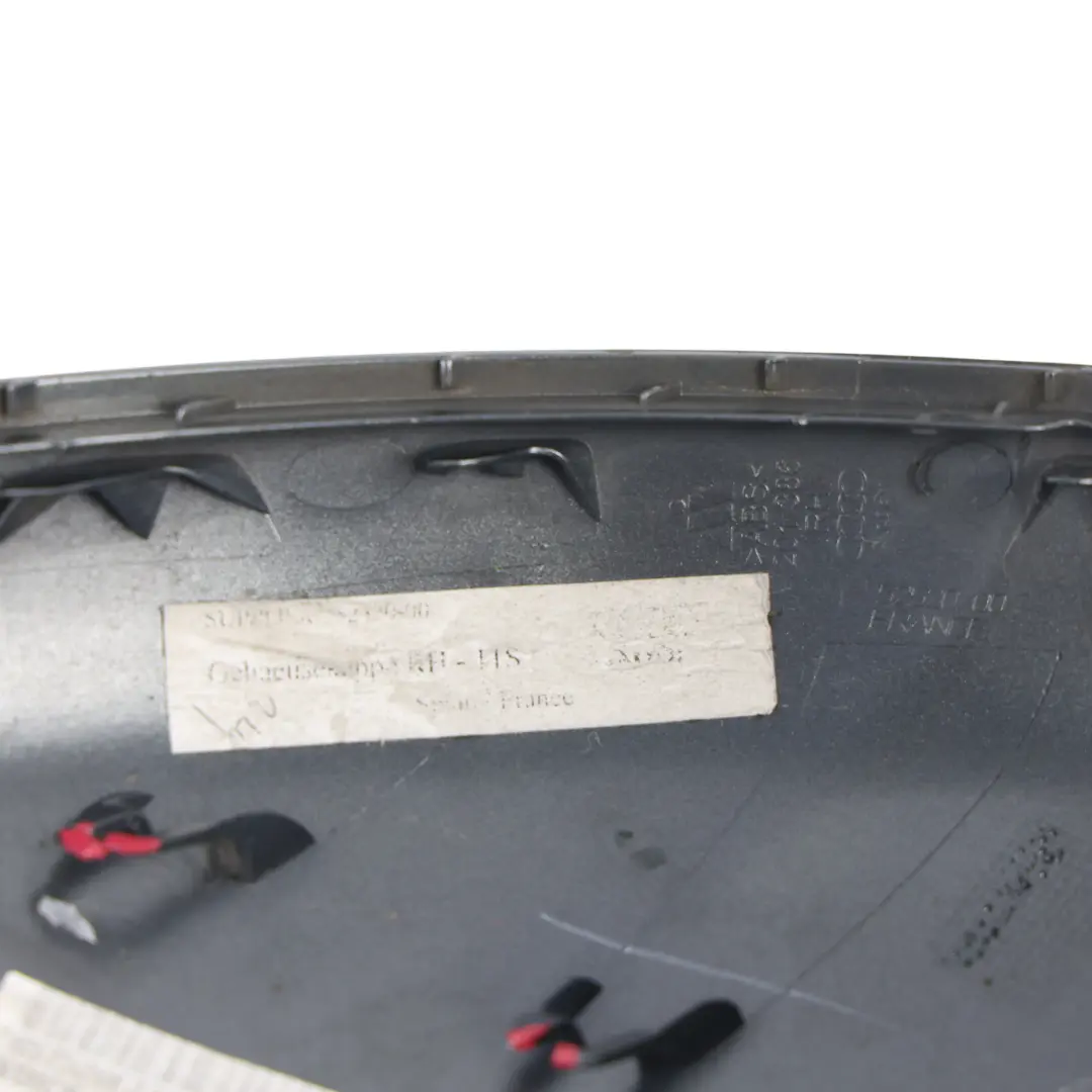 Pokrywa Lusterka Prawy Szary Daytona Perłowy Z7S do Audi A1 8X o numerze 8X0857528F Audi A1 8X Pokrywa Lusterka Prawy Szary Daytona Perłowy Z7S - SKU 8X0857528F-DGR - Numer Części 8X0857528F