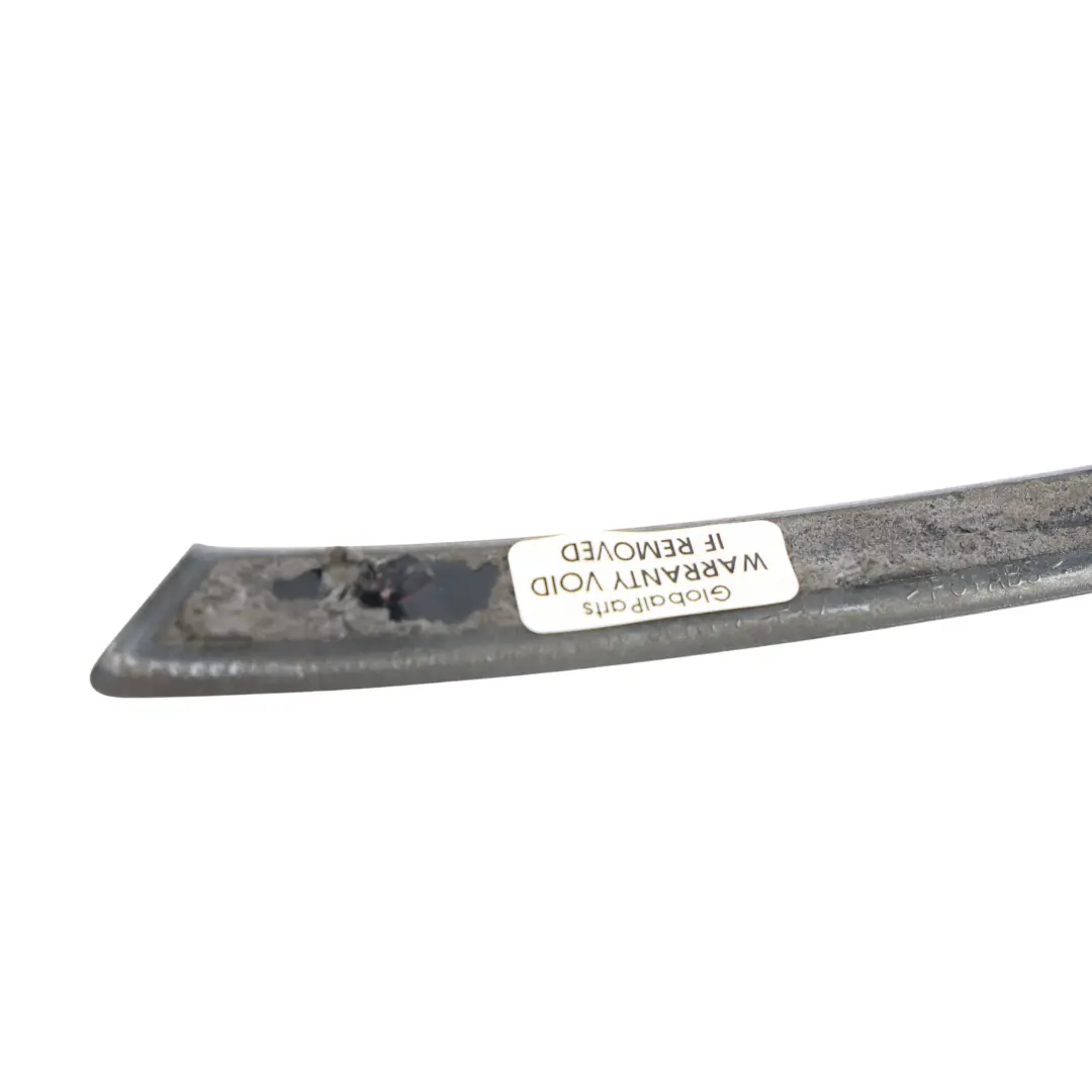 Garniture Montant C Panneau Gauche Gris Daytona Z7S pour Audi A1 8X à propos du numéro de pièce 8X3853377A Audi A1 8X Garniture Montant C Panneau Gauche Gris Daytona Z7S - SKU 8X3853377A-DGR - Numéro de pièce 8X3853377A