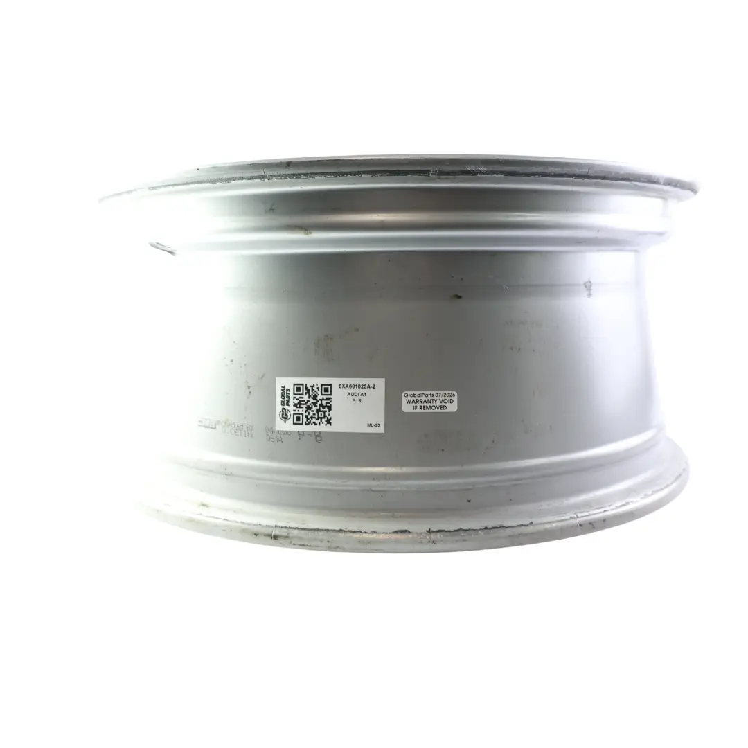 Jante en alliage argenté 16" 7J ET:34 Star Spoke pour Audi A1 8X à propos du numéro de pièce 8XA601025A Audi A1 8X Jante en alliage argenté 16" 7J ET:34 Star Spoke - SKU 8XA601025A-2 - Numéro de pièce 8XA601025A