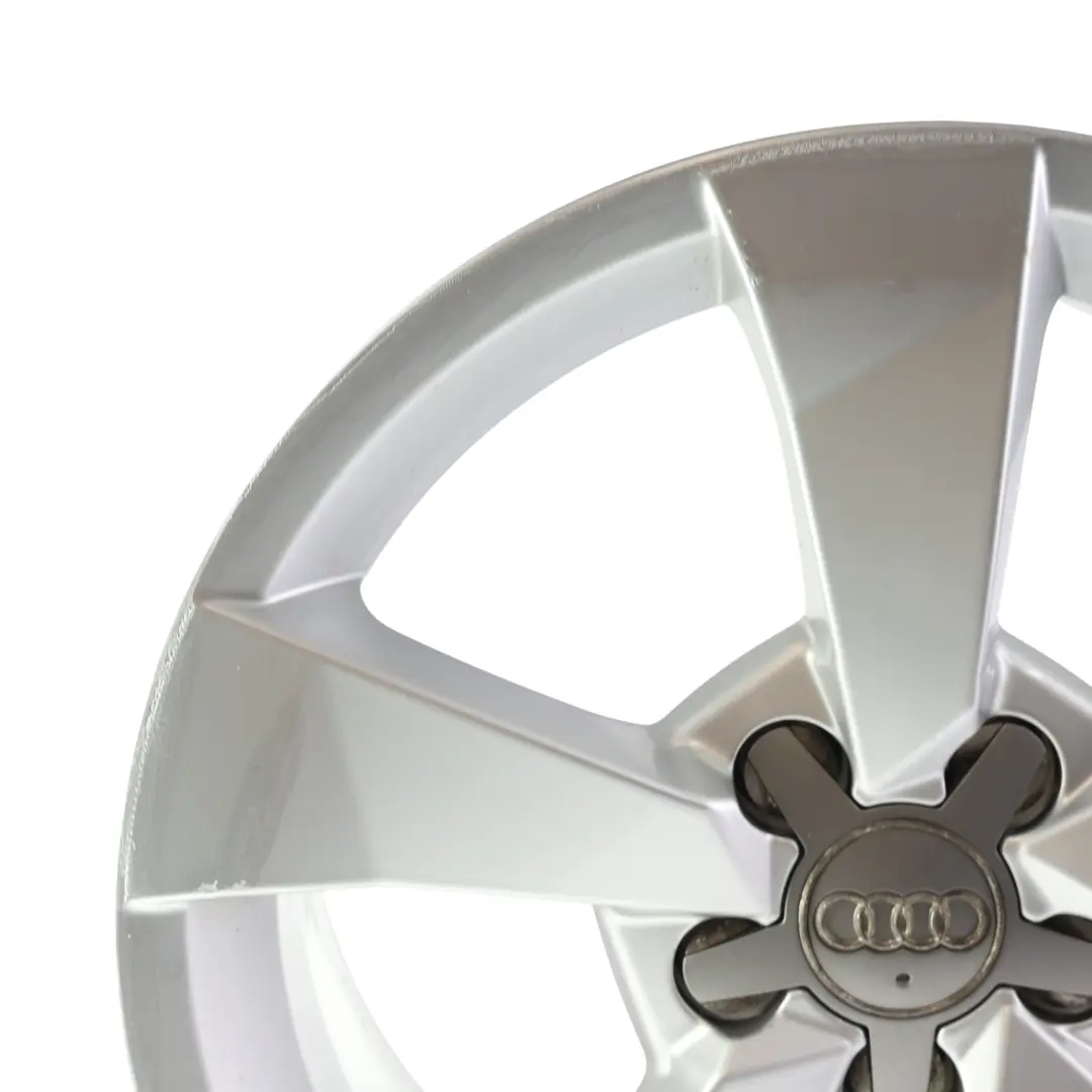 Jante en alliage argenté 16" 7J ET:34 Star Spoke pour Audi A1 8X à propos du numéro de pièce 8XA601025A Audi A1 8X Jante en alliage argenté 16" 7J ET:34 Star Spoke - SKU 8XA601025A-2 - Numéro de pièce 8XA601025A