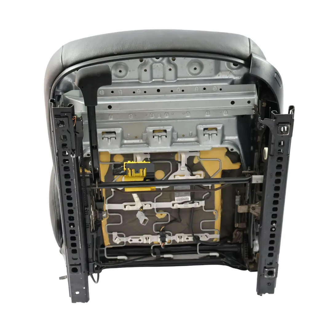 Fotel Przedni Lewy Elektryczny Czarny Skórzany Boston do BMW E88 o numerze 9145473 BMW E88 Fotel Przedni Lewy Elektryczny Czarny Skórzany Boston - SKU 9145473-1 - Numer Części 9145473