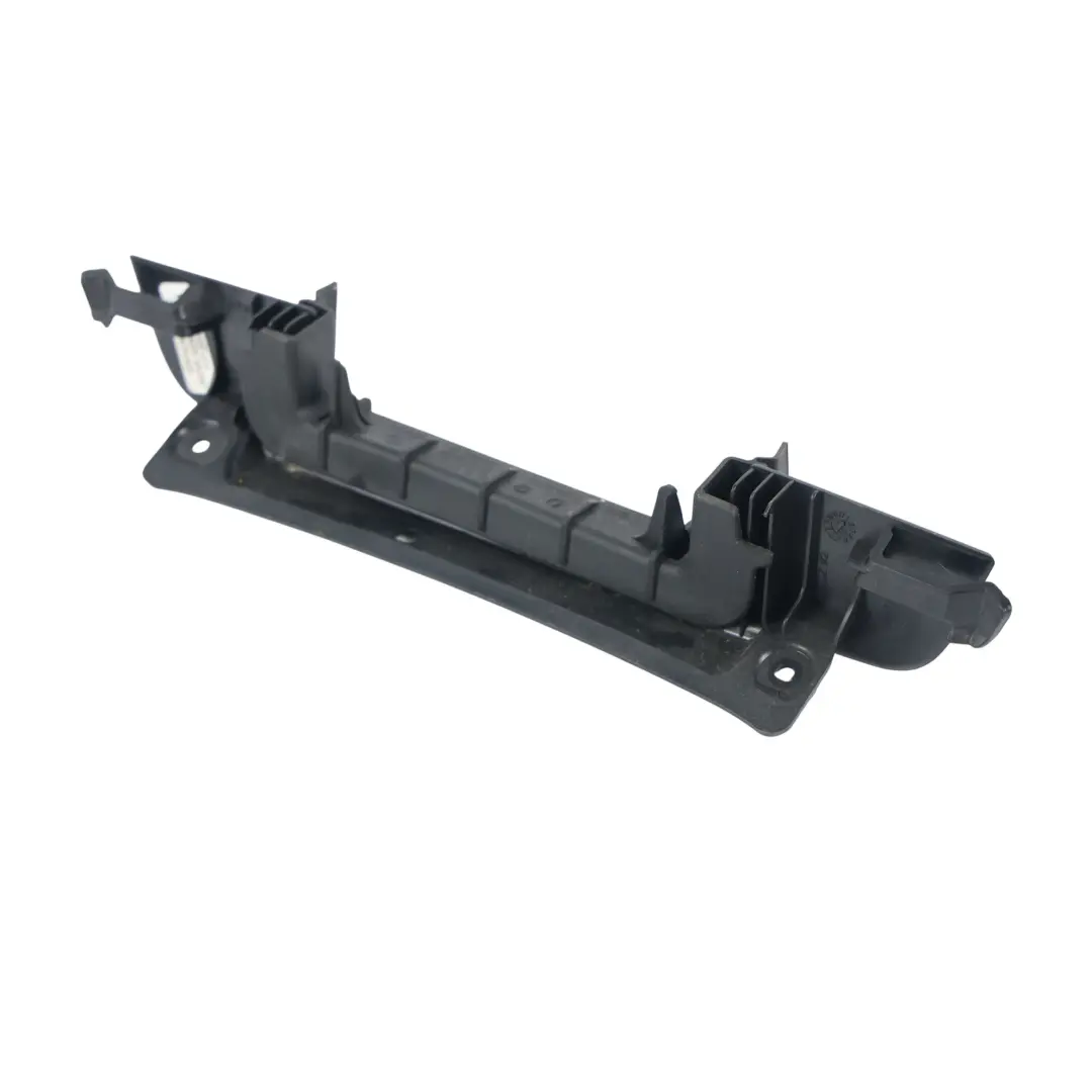 Copertura Trim Soglia Specchio Interno Posteriore Destro per BMW G20 G21 con numero di parte 9168040 BMW G20 G21 Copertura Trim Soglia Specchio Interno Posteriore Destro - SKU 9168040 - Numero di parte 9168040