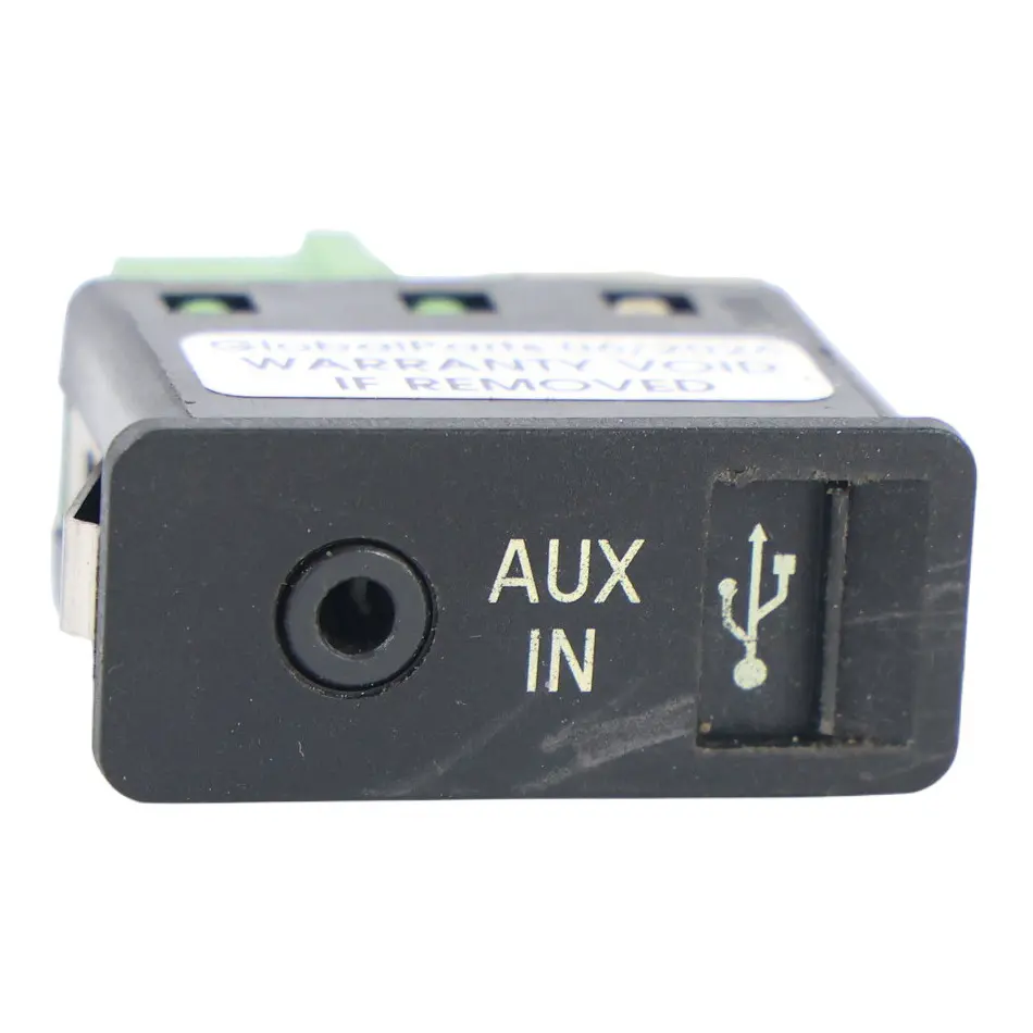 BMW E60 E87 E90 E91 X5 E70 USB AUX Buchse Steckdose Anschluss 9189176
