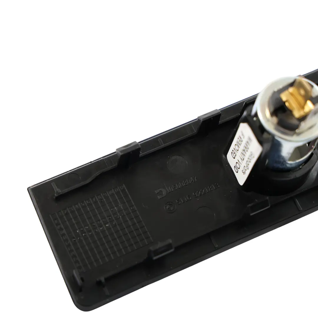 Mittelkonsole Blende Zigarettenanzünder Steckdose 12V für BMW X3 F25 X4 F26 mit Teilenummer 9221813 BMW X3 F25 X4 F26 Mittelkonsole Blende Zigarettenanzünder Steckdose 12V - SKU 9221813 - Teilenummer 9221813
