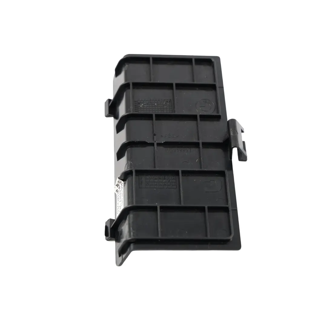 Coperchio Manutenzione Filtro Aria Ricircolo per BMW X3 F25 X4 F26 con numero di parte 9242090 BMW X3 F25 X4 F26 Coperchio Manutenzione Filtro Aria Ricircolo - SKU 9242090 - Numero di parte 9242090