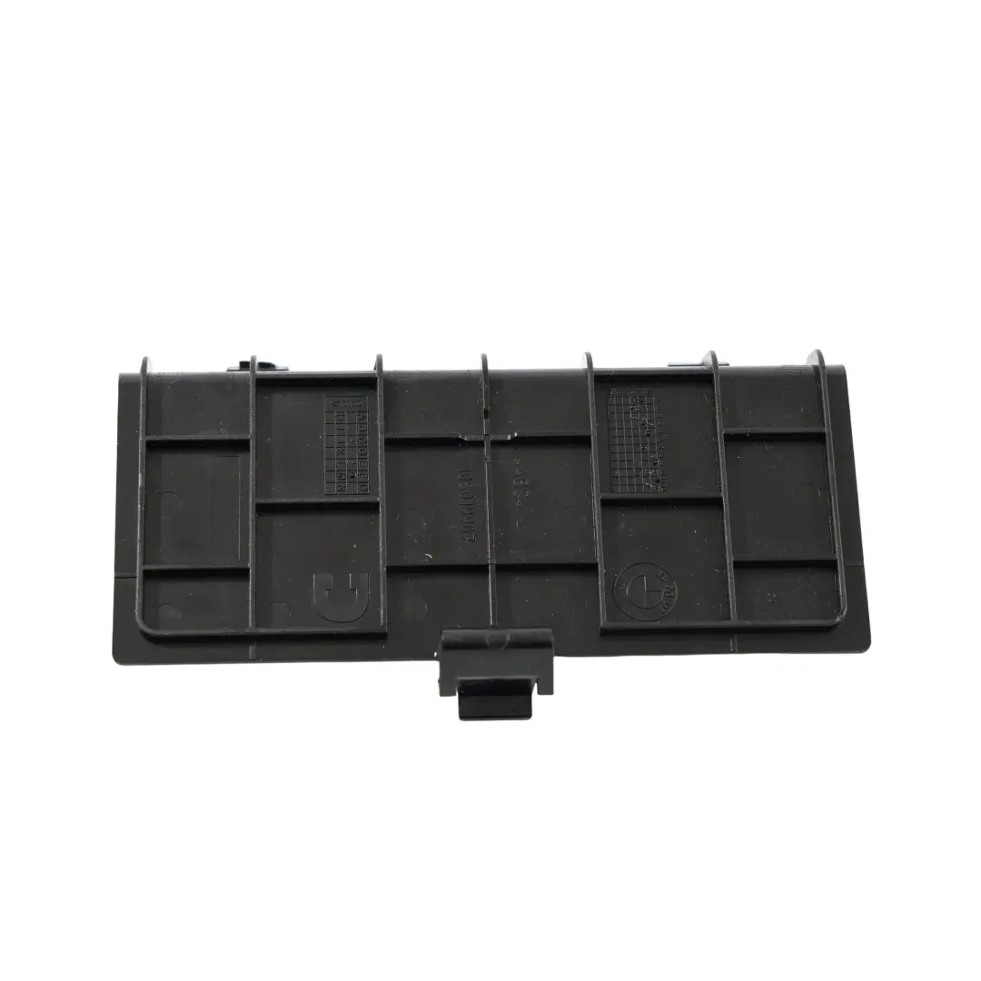Coperchio Manutenzione Filtro Aria Ricircolo per BMW X3 F25 X4 F26 con numero di parte 9242090 BMW X3 F25 X4 F26 Coperchio Manutenzione Filtro Aria Ricircolo - SKU 9242090 - Numero di parte 9242090