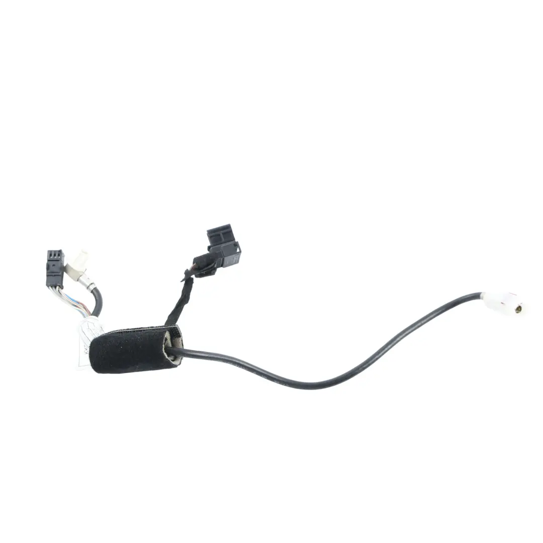 AUX USB Smartphone Connection Lead Cable Wiring to BMW Z4 E89 with Part number 9303637 BMW Z4 E89 AUX USB Smartphone Connection Lead Cable Wiring - SKU 9303637 - Part number 9303637
