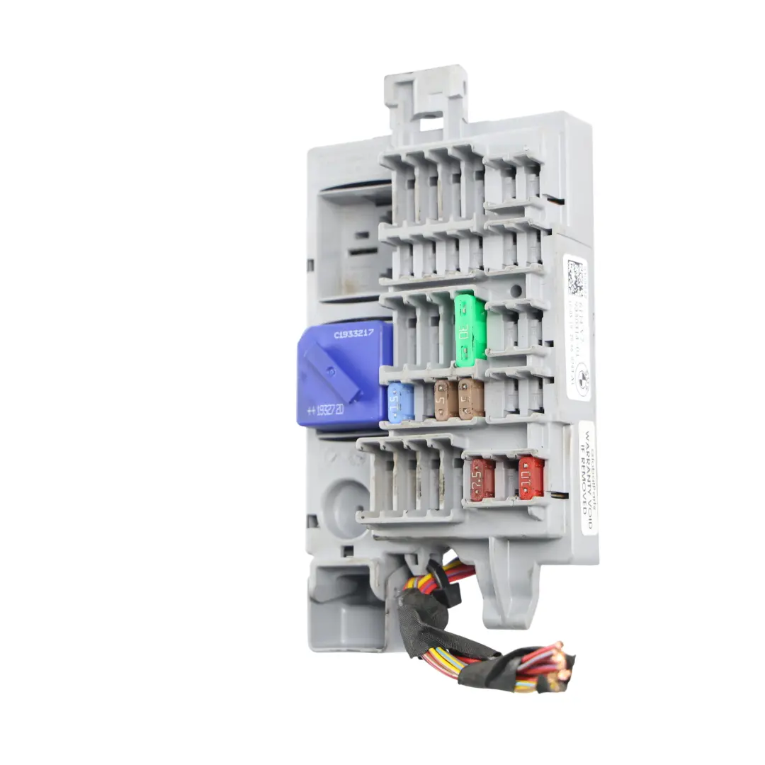 G38 Caja Fusibles Delantera Izquierda para BMW G30 G31 G11 G12 G32 con número de pieza 9350314 BMW G30 G31 G11 G12 G32 G38 Caja Fusibles Delantera Izquierda - SKU 9350314 - Número de pieza 9350314