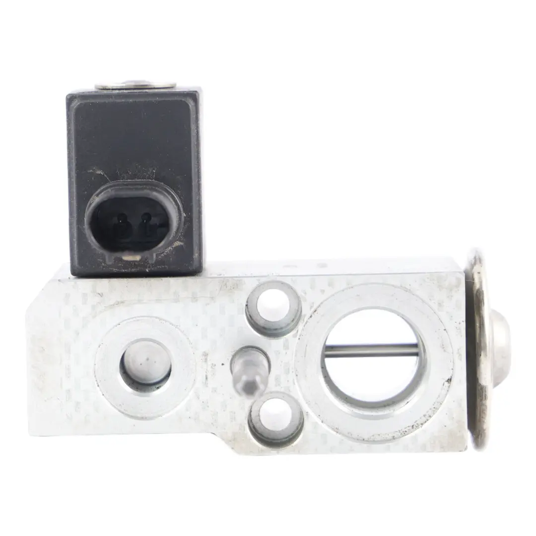 Válvula Expansión Aire Acondicionado 2.0 Híbrido para BMW G11 G12 G30 G31 con número de pieza 9361709 BMW G11 G12 G30 G31 Válvula Expansión Aire Acondicionado 2.0 Híbrido - SKU 9361709 - Número de pieza 9361709