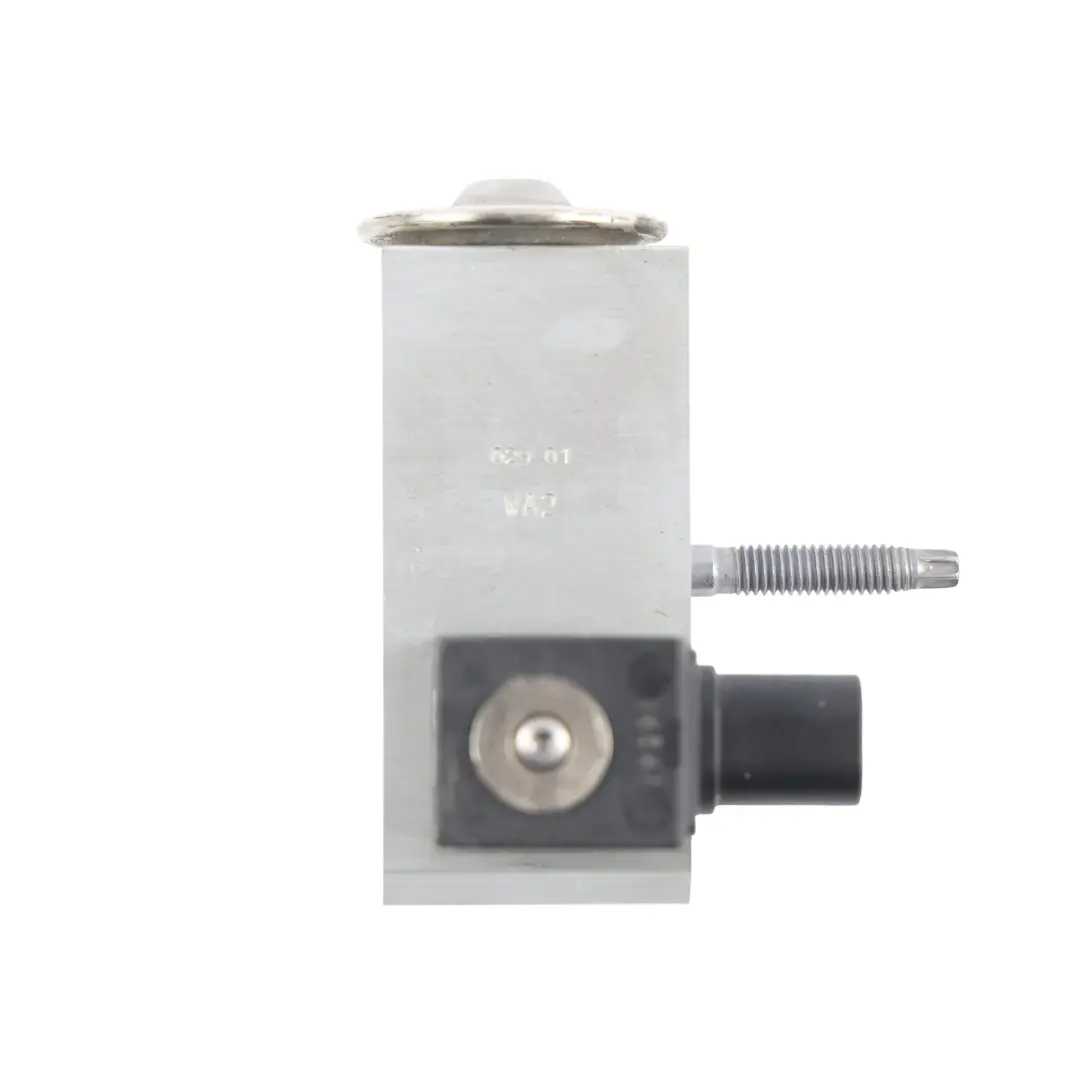 Válvula Expansión Aire Acondicionado 2.0 Híbrido para BMW G11 G12 G30 G31 con número de pieza 9361709 BMW G11 G12 G30 G31 Válvula Expansión Aire Acondicionado 2.0 Híbrido - SKU 9361709 - Número de pieza 9361709