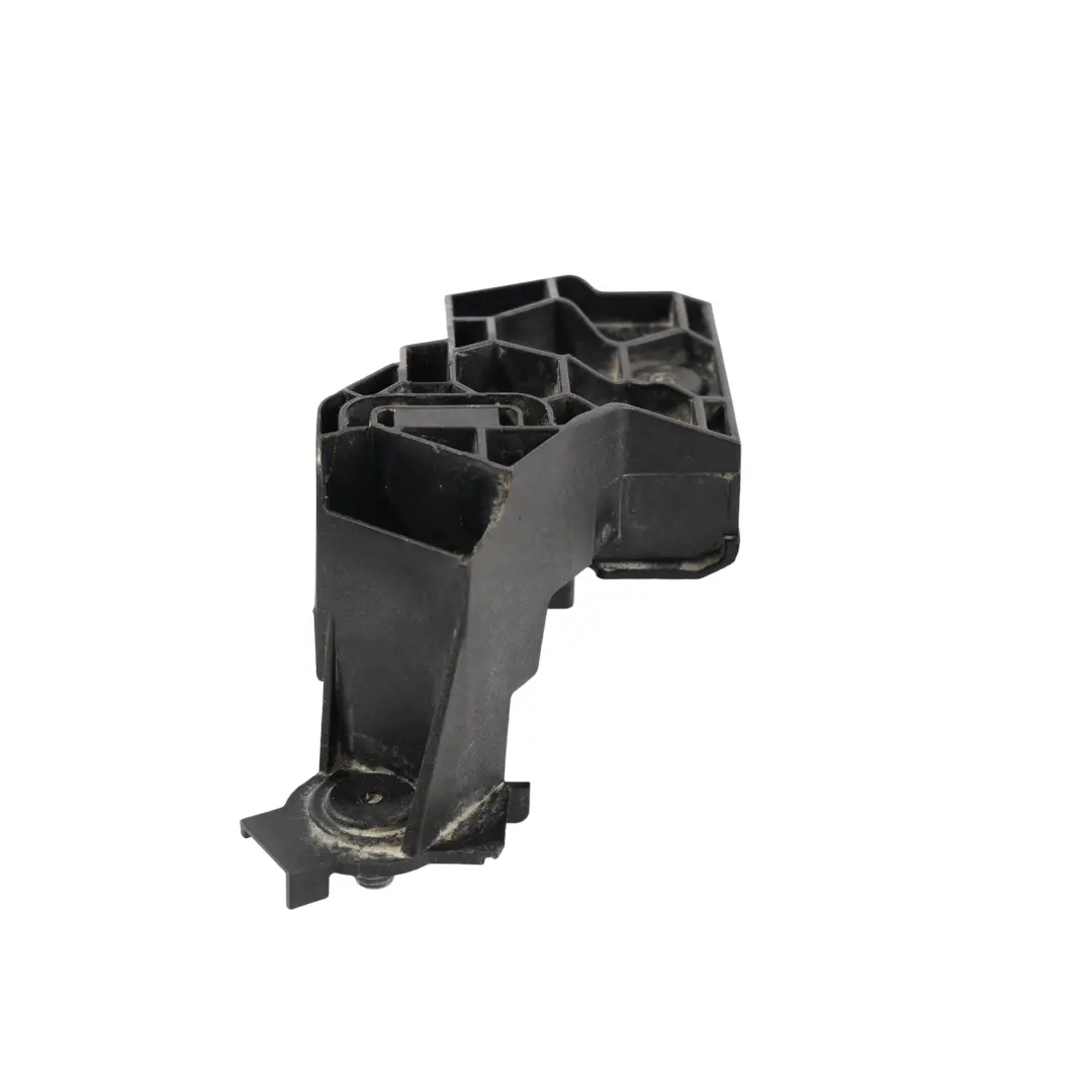 B+ Positive Terminal Point Engine Compartment to BMW X5 F15 Battery with Part number 9367807 BMW X5 F15 Battery B+ Positive Terminal Point Engine Compartment - SKU 9367807-1 - Part number 9367807
