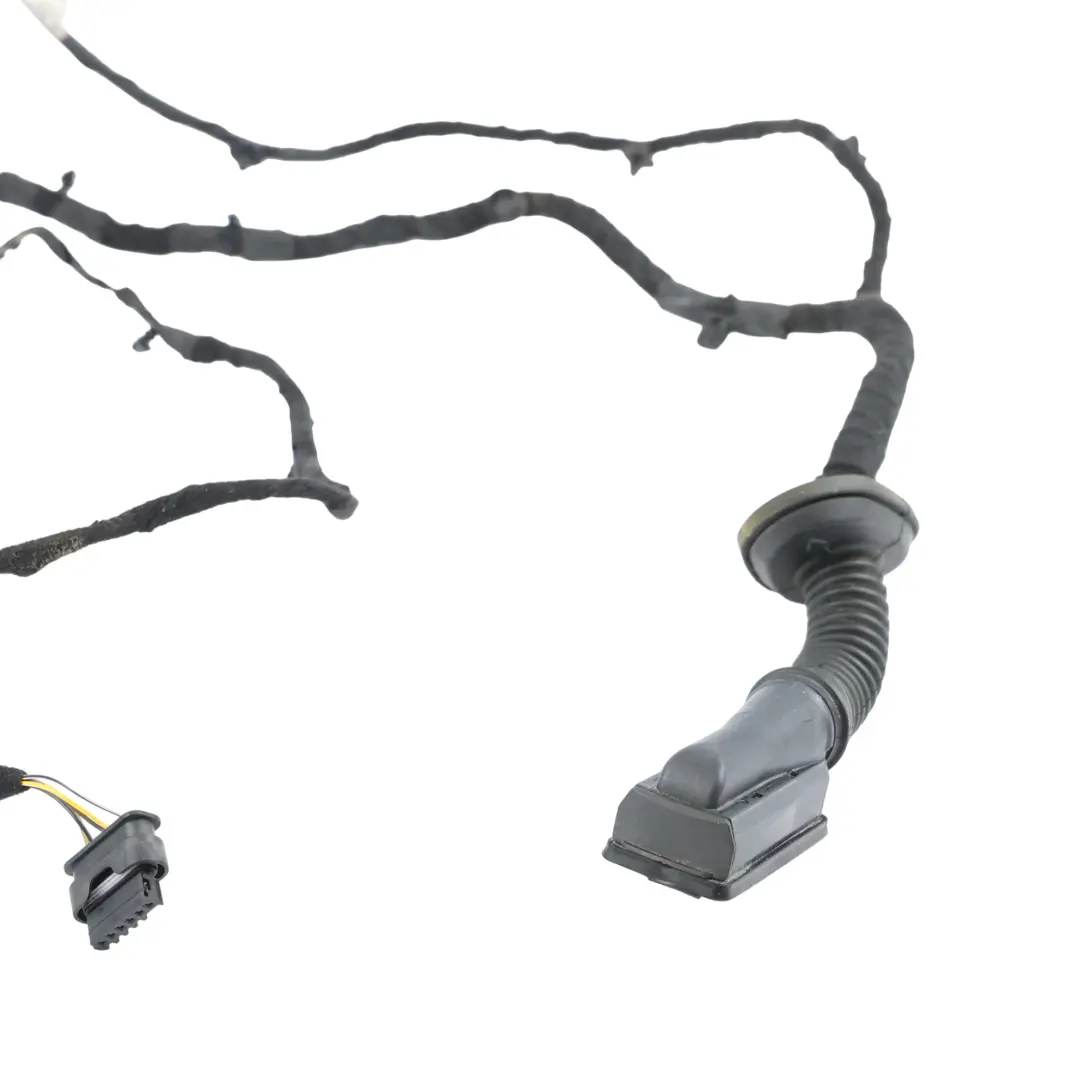 Front Door Wiring Loom Harness Cable Driver Side to BMW G20 G21 with Part number 9436281 BMW G20 G21 Front Door Wiring Loom Harness Cable Driver Side - SKU 9436281 - Part number 9436281