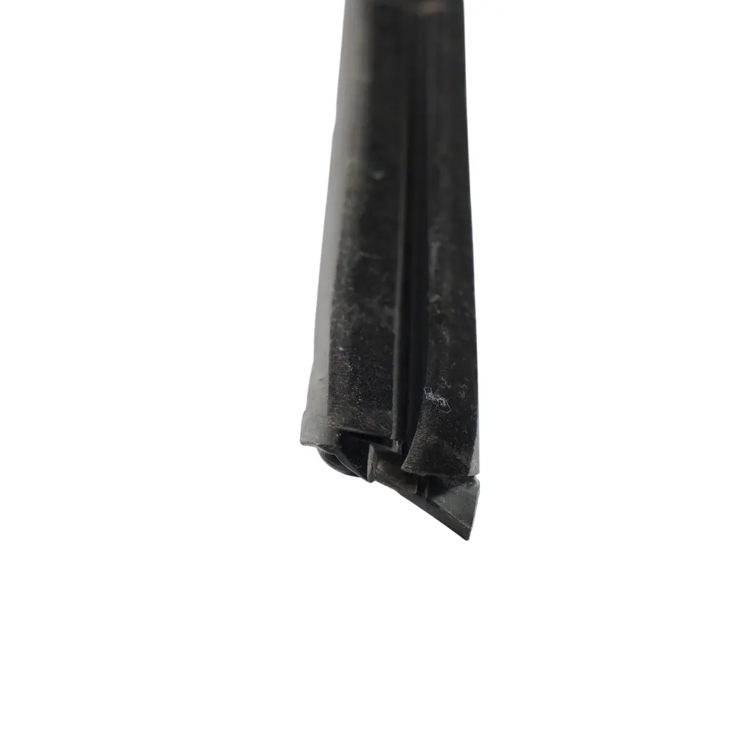 Joint Étanchéité Vitre Porte Avant Gauche pour BMW X1 U11 à propos du numéro de pièce 9451513 BMW X1 U11 Joint Étanchéité Vitre Porte Avant Gauche - SKU 9451513 - Numéro de pièce 9451513