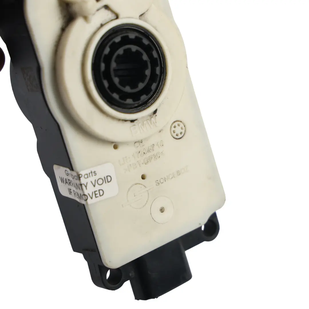Trampilla Rejilla Entrada Aire Delantera Inferior para BMW G20 G30 Motor con número de pieza 9464869 BMW G20 G30 Motor Trampilla Rejilla Entrada Aire Delantera Inferior - SKU 9464869 - Número de pieza 9464869