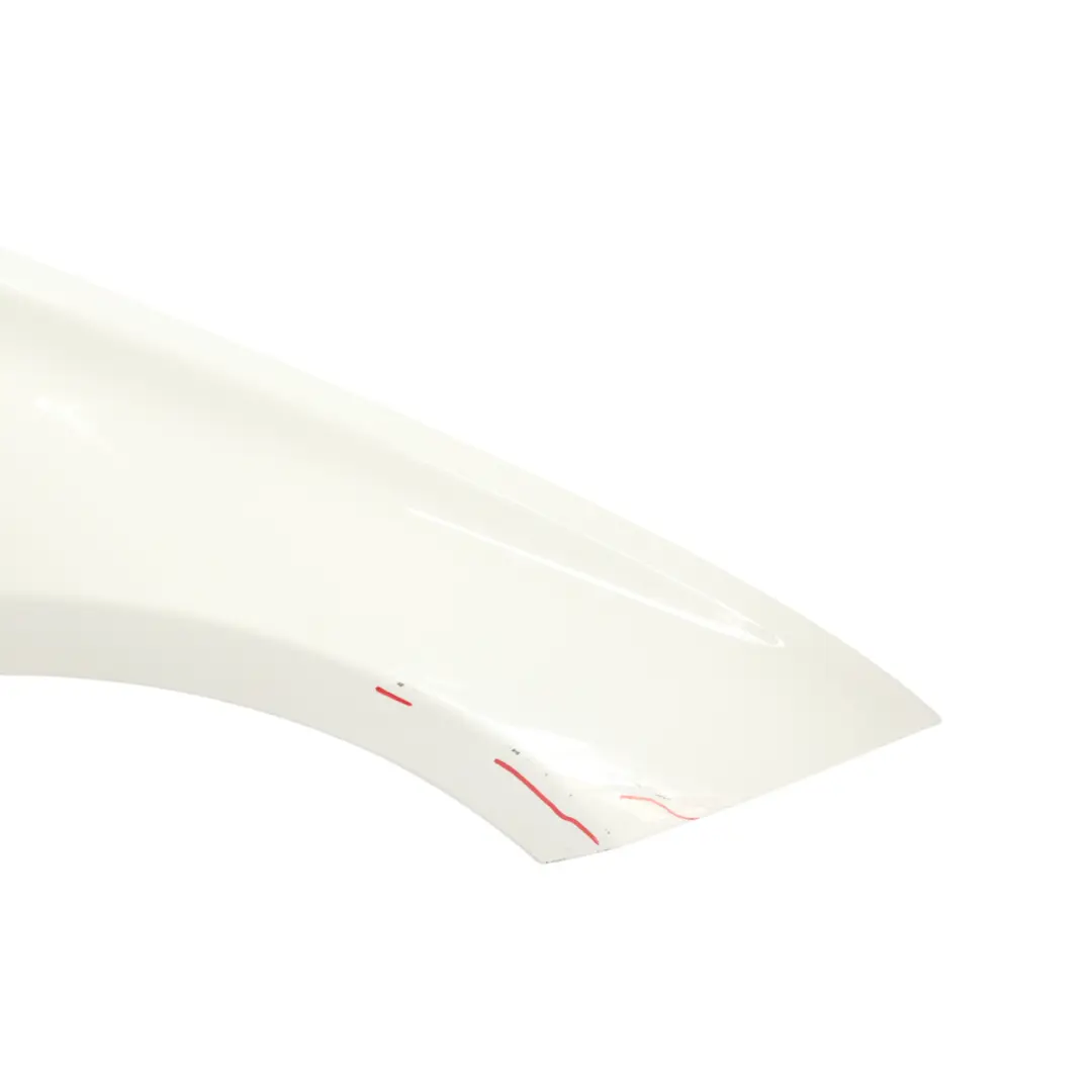 Panel Guardabarros Delantero Derecho Alpinweiss Blanco 300 para BMW F30 F31 con número de pieza 9621598 BMW F30 F31 Panel Guardabarros Delantero Derecho Alpinweiss Blanco 300 - SKU 9621598-AW - Número de pieza 9621598