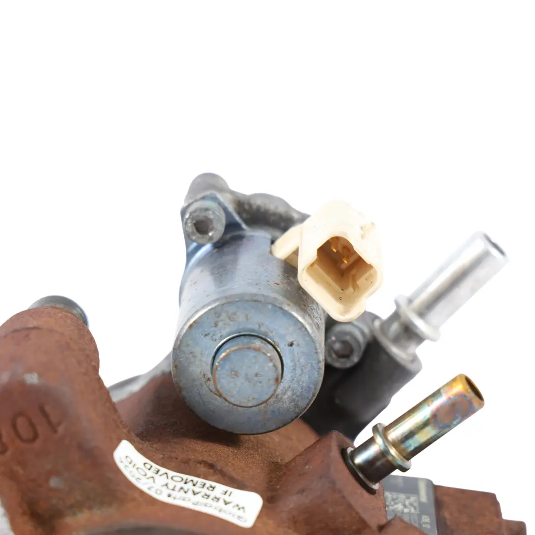 High Pressure Fuel Pump 1.6 Diesel 9HR DV6C to Peugeot 3008 with Part number 9672605380 Peugeot 3008 High Pressure Fuel Pump 1.6 Diesel 9HR DV6C - SKU 9672605380 - Part number 9672605380