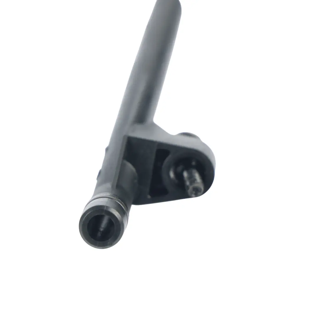 Tubo Separatore Olio 1.6 HDi TDCi per Peugeot 3008 Ford Transit Connect con numero di parte 9685411480 Peugeot 3008 Ford Transit Connect Tubo Separatore Olio 1.6 HDi TDCi - SKU 9685411480 - Numero di parte 9685411480