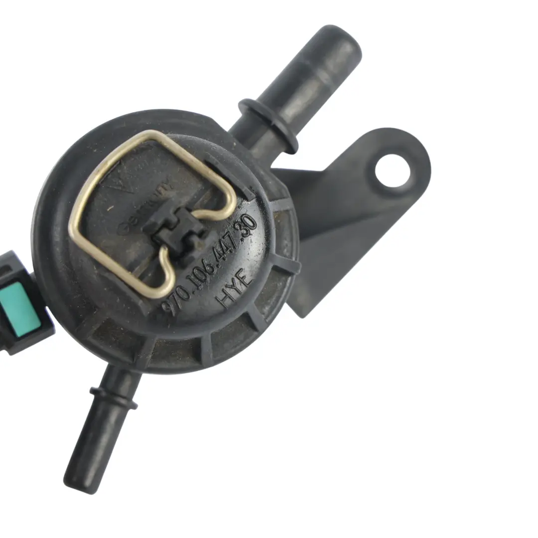 Tuyau Valve Purge Diesel pour Porsche 718 Boxster 982 Panamera 970 à propos du numéro de pièce 97010644730 Porsche 718 Boxster 982 Panamera 970 Tuyau Valve Purge Diesel - SKU 97010644730 - Numéro de pièce 97010644730