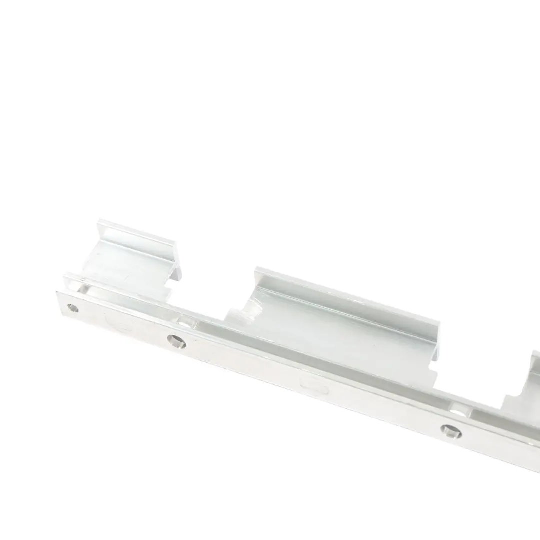 Wspornik Listwy Baterii Wysokiego Napięcia do BMW U06 X1 U11 o numerze 9797875 BMW U06 X1 U11 Wspornik Listwy Baterii Wysokiego Napięcia - SKU 9797875 - Numer Części 9797875