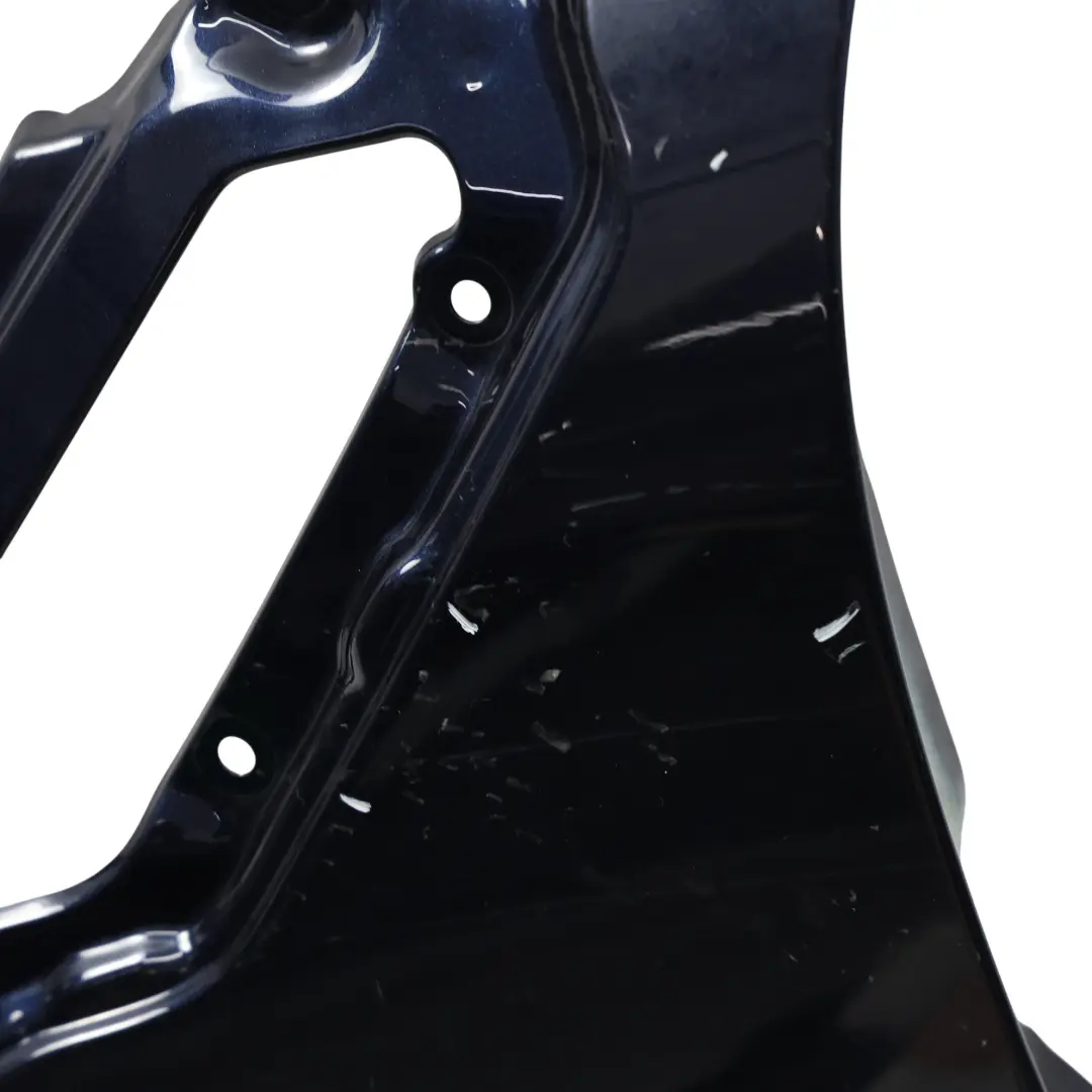 Seitenverkleidung Kotflügel vorne links Cosmic Blue Metallic - B13 für Mini R60 R61 mit Teilenummer 9805643 Mini R60 R61 Seitenverkleidung Kotflügel vorne links Cosmic Blue Metallic - B13 - SKU 9805643-COB3 - Teilenummer 9805643