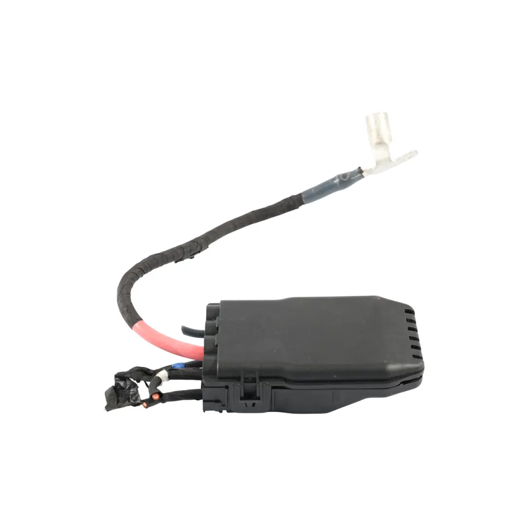 F66 F67 BMW F70 F74 Borne Jonction Alimentation B+ pour Mini F65 à propos du numéro de pièce 9827016 Mini F65 F66 F67 BMW F70 F74 Borne Jonction Alimentation B+ - SKU 9827016 - Numéro de pièce 9827016