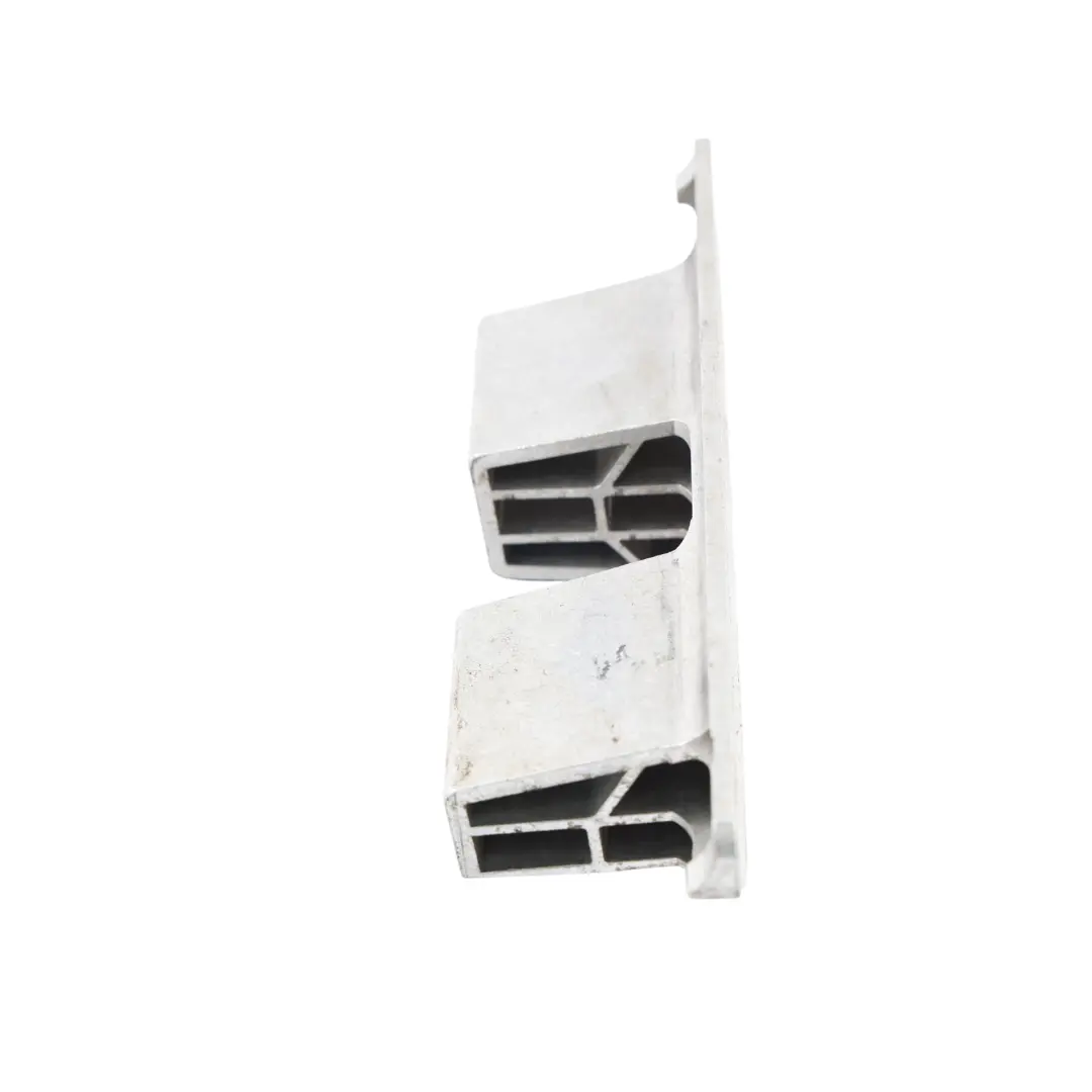 Soporte Fijación Montaje Caja Cambios para Porsche 718 Boxster 982 con número de pieza 982803461 Porsche 718 Boxster 982 Soporte Fijación Montaje Caja Cambios - SKU 982803461 - Número de pieza 982803461