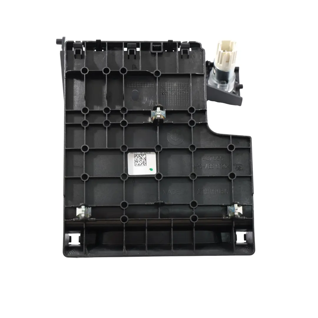 BMW X2 U10 X1 U11 Consola Central Delantera Portavasos Toma 12V - SKU 9873386 - Número de pieza 9873386