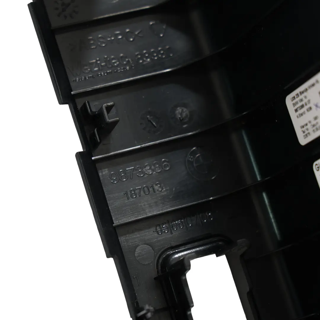 U10 X1 U11 Copertura Portabicchieri Console Centrale Presa 12V per BMW X2 con numero di parte 9873386 BMW X2 U10 X1 U11 Copertura Portabicchieri Console Centrale Presa 12V - SKU 9873386 - Numero di parte 9873386