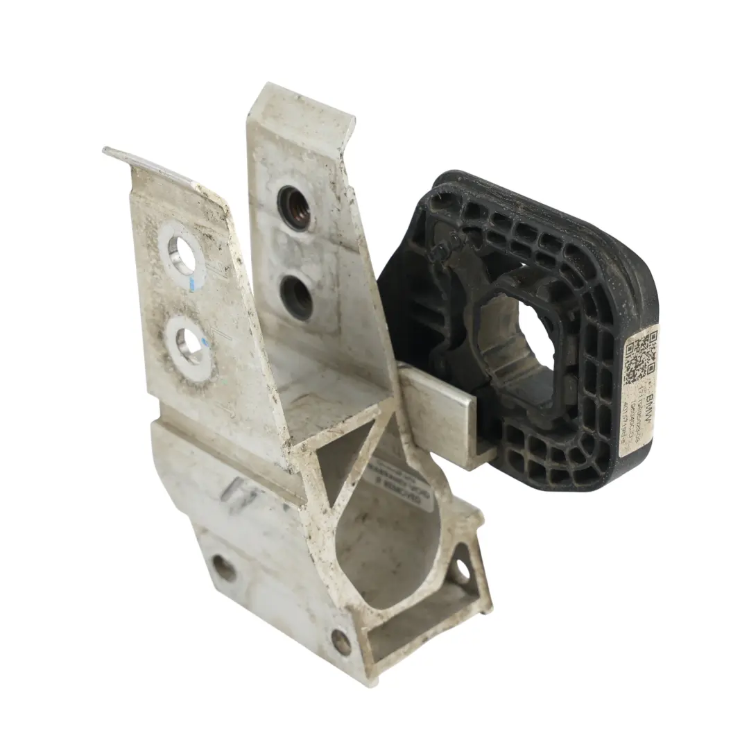 Radiator Support Mount Bracket Left N/S to BMW G21 i4 G26 G80 M3 G83 M4 with Part number 9895623 BMW G21 i4 G26 G80 M3 G83 M4 Radiator Support Mount Bracket Left N/S - SKU 9895623 - Part number 9895623
