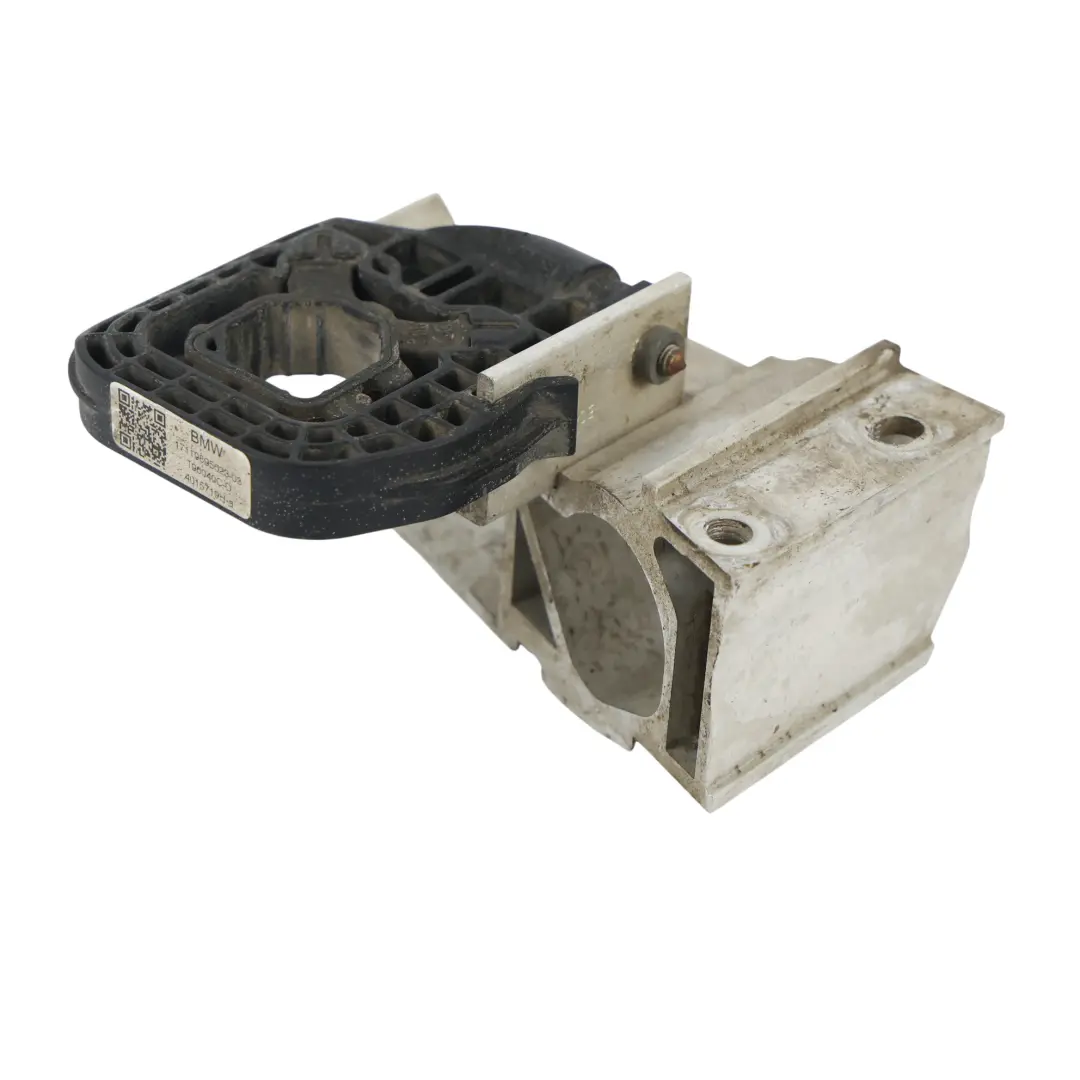Radiator Support Mount Bracket Left N/S to BMW G21 i4 G26 G80 M3 G83 M4 with Part number 9895623 BMW G21 i4 G26 G80 M3 G83 M4 Radiator Support Mount Bracket Left N/S - SKU 9895623 - Part number 9895623