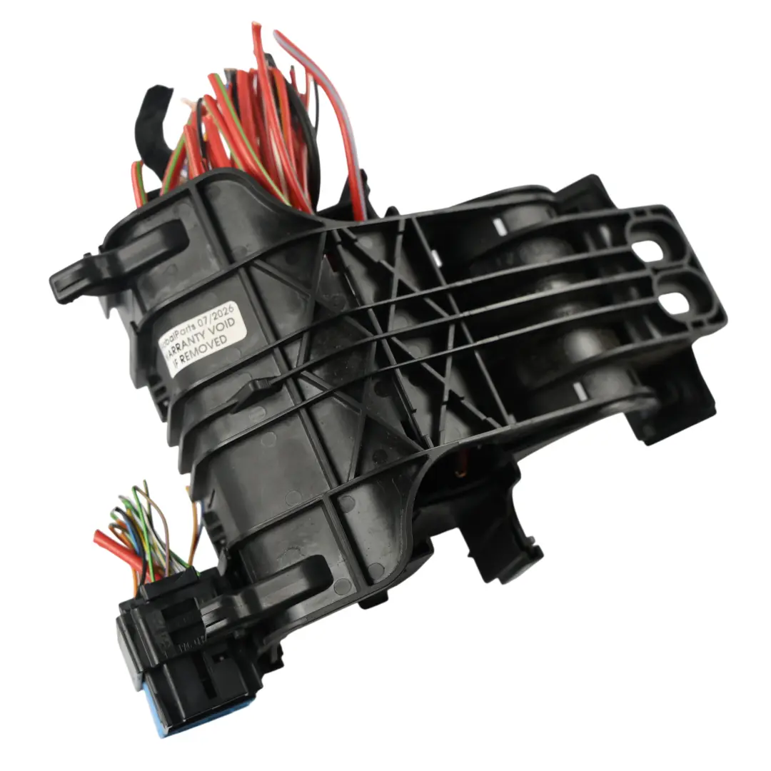 Fuse Relay Box to Porsche Cayman Boxster 718 982 981 with Part number 99161010300 Porsche Cayman Boxster 718 982 981 Fuse Relay Box - SKU 99161010300 - Part number 99161010300