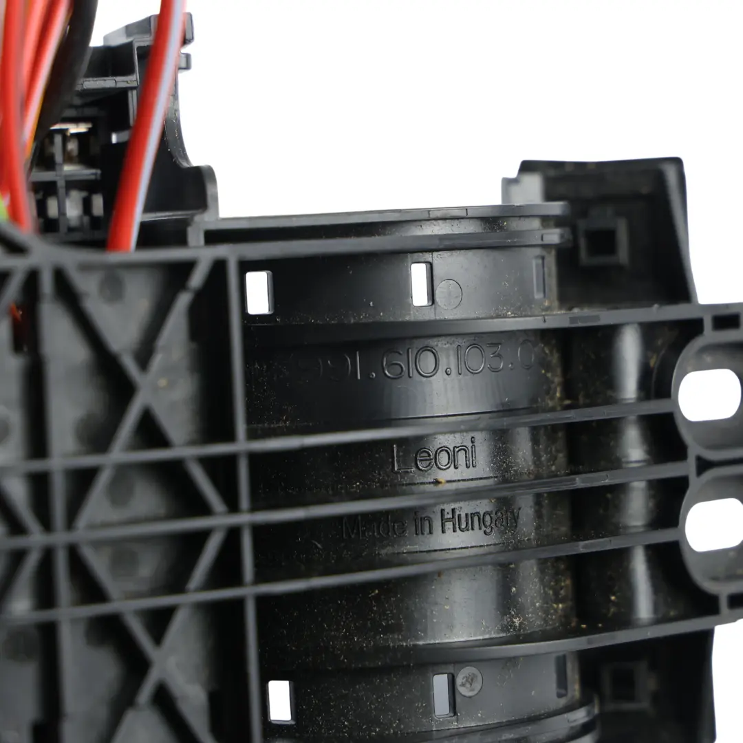 Caja Fusibles Relés para Porsche Cayman Boxster 718 982 981 con número de pieza 99161010300 Porsche Cayman Boxster 718 982 981 Caja Fusibles Relés - SKU 99161010300 - Número de pieza 99161010300