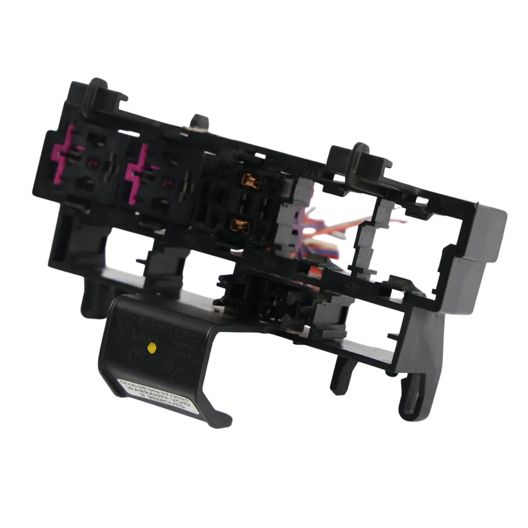Caja Fusibles y Relés Gasolina para Porsche Cayman 981 718 982 con número de pieza 99161010500 Porsche Cayman 981 718 982 Caja Fusibles y Relés Gasolina - SKU 99161010500 - Número de pieza 99161010500