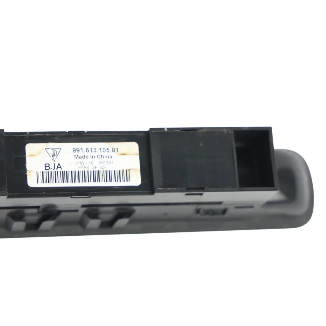 Kofferraum Hauben Öffner Schalter für Porsche Boxster 718 982 Cayman mit Teilenummer 99161310501 Porsche Boxster 718 982 Cayman Kofferraum Hauben Öffner Schalter - SKU 99161310501 - Teilenummer 99161310501