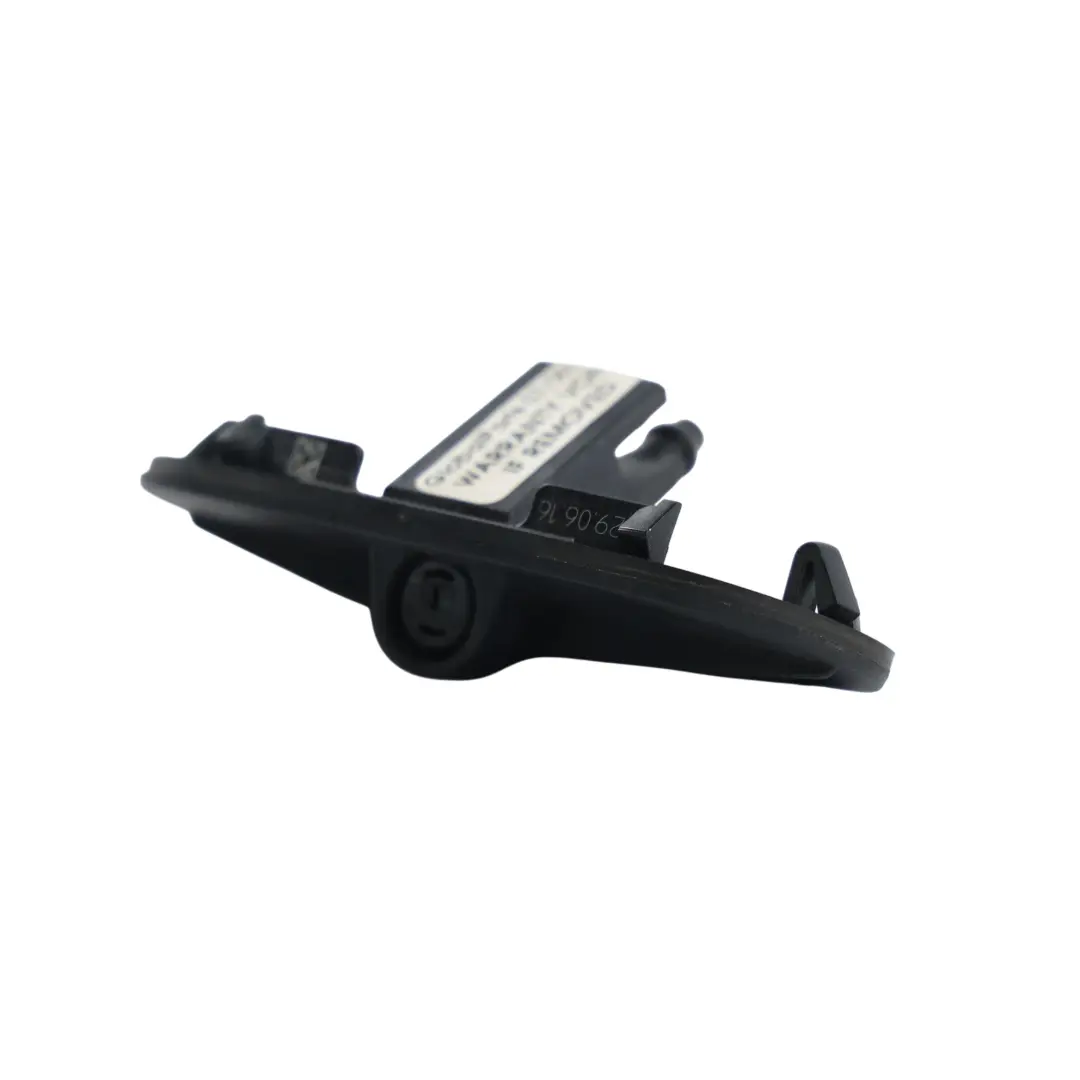 Ugello Getto Lavaparabrezza per Porsche 718 Boxster 982 con numero di parte 99162807500 Porsche 718 Boxster 982 Ugello Getto Lavaparabrezza - SKU 99162807500 - Numero di parte 99162807500