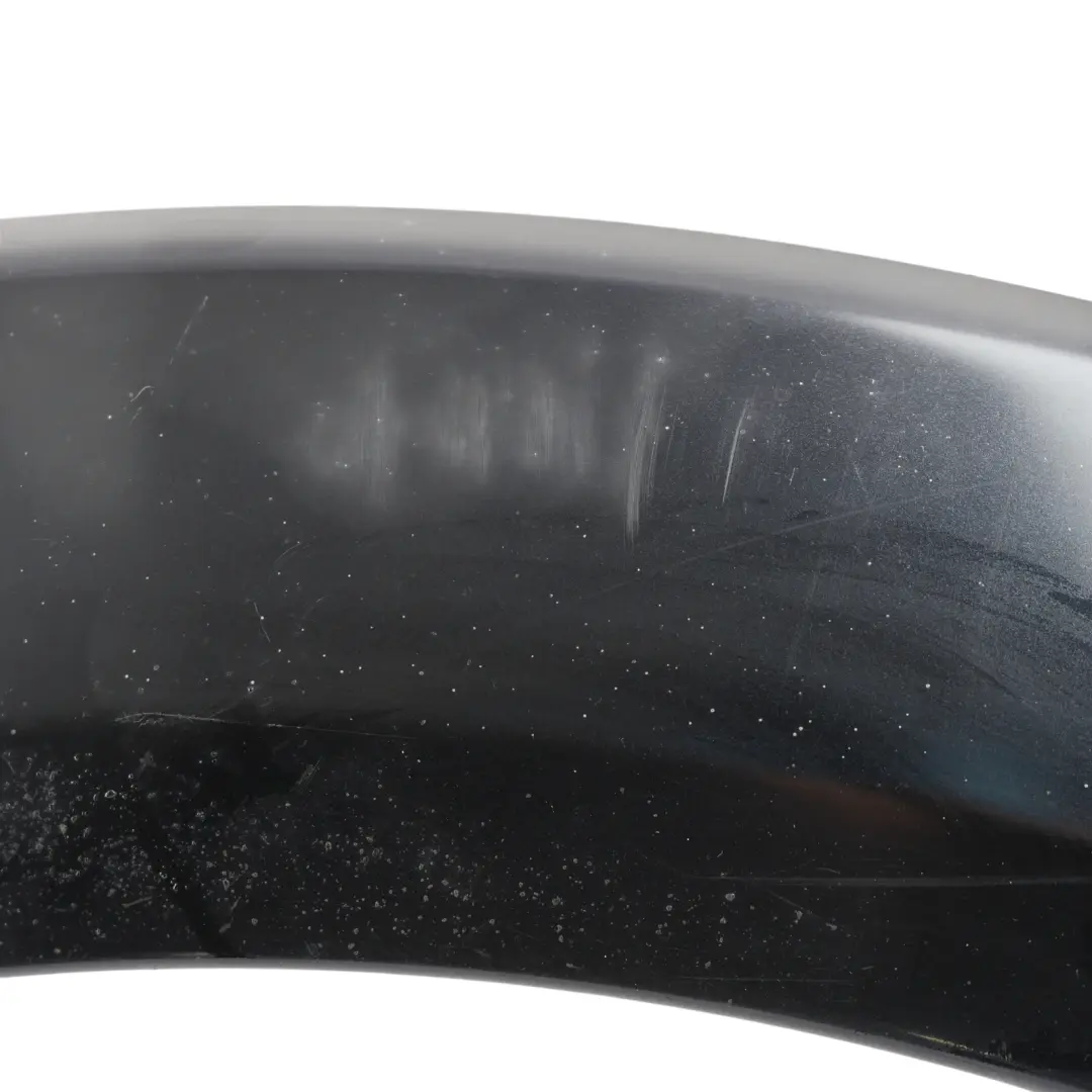 Arch Cover Trim Right O/S to Land Rover Discovery 3 L319 Rear Wheel with Part number 9H22-29148-AW Land Rover Discovery 3 L319 Rear Wheel Arch Cover Trim Right O/S - SKU 9H22-29148-AW-BUB - Part number 9H22-29148-AW