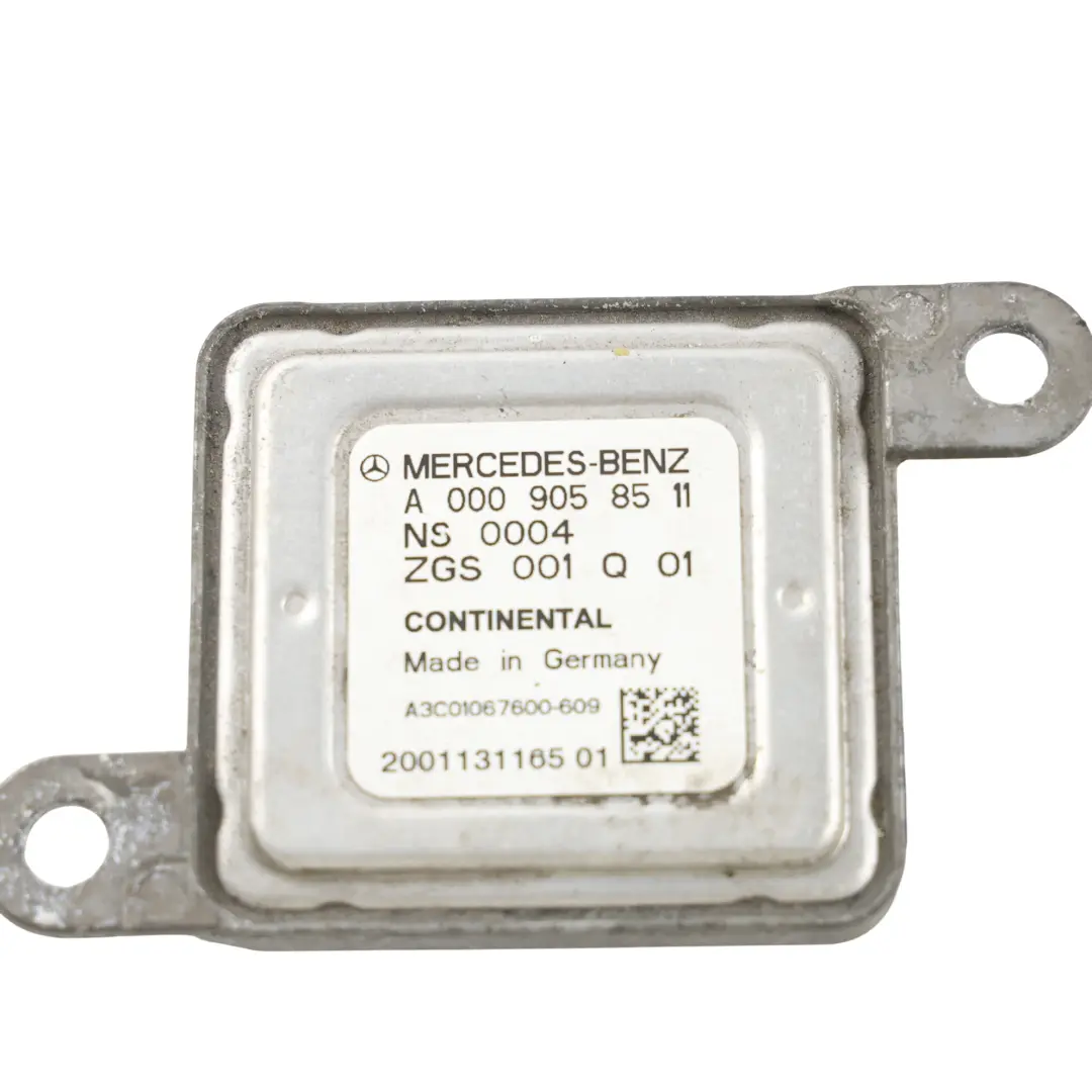 Exhaust NOX Lambda Oxygen Sensor Probe Front to Mercedes C205 W205 with Part number A0009058511 Mercedes C205 W205 Exhaust NOX Lambda Oxygen Sensor Probe Front - SKU RHD-A0009058511 - Part number A0009058511