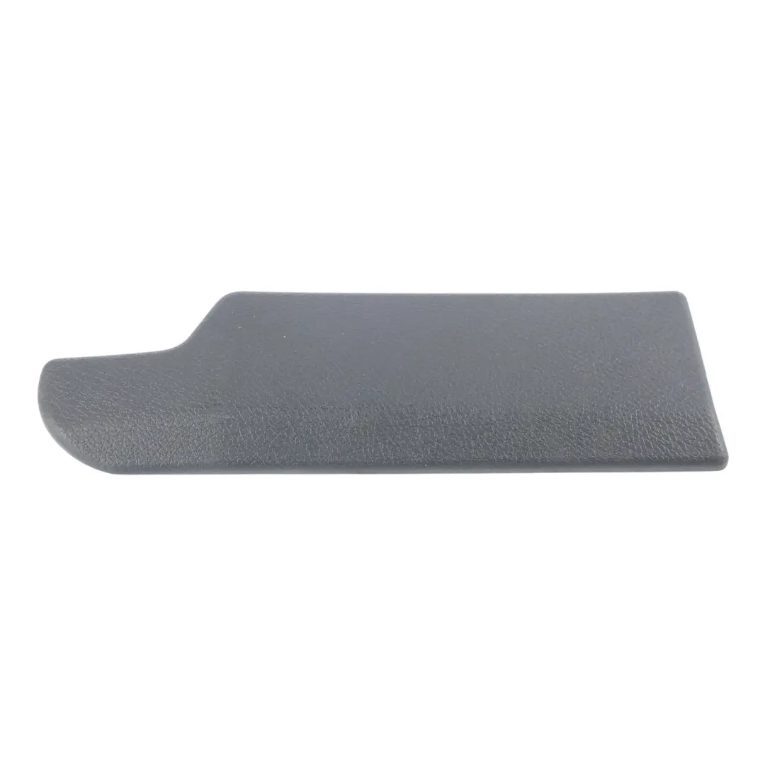 Sitzschiene Abdeckung Blende Schwarz Links für Mercedes W639 mit Teilenummer A0009122423 Mercedes W639 Sitzschiene Abdeckung Blende Schwarz Links - SKU A0009122423 - Teilenummer A0009122423