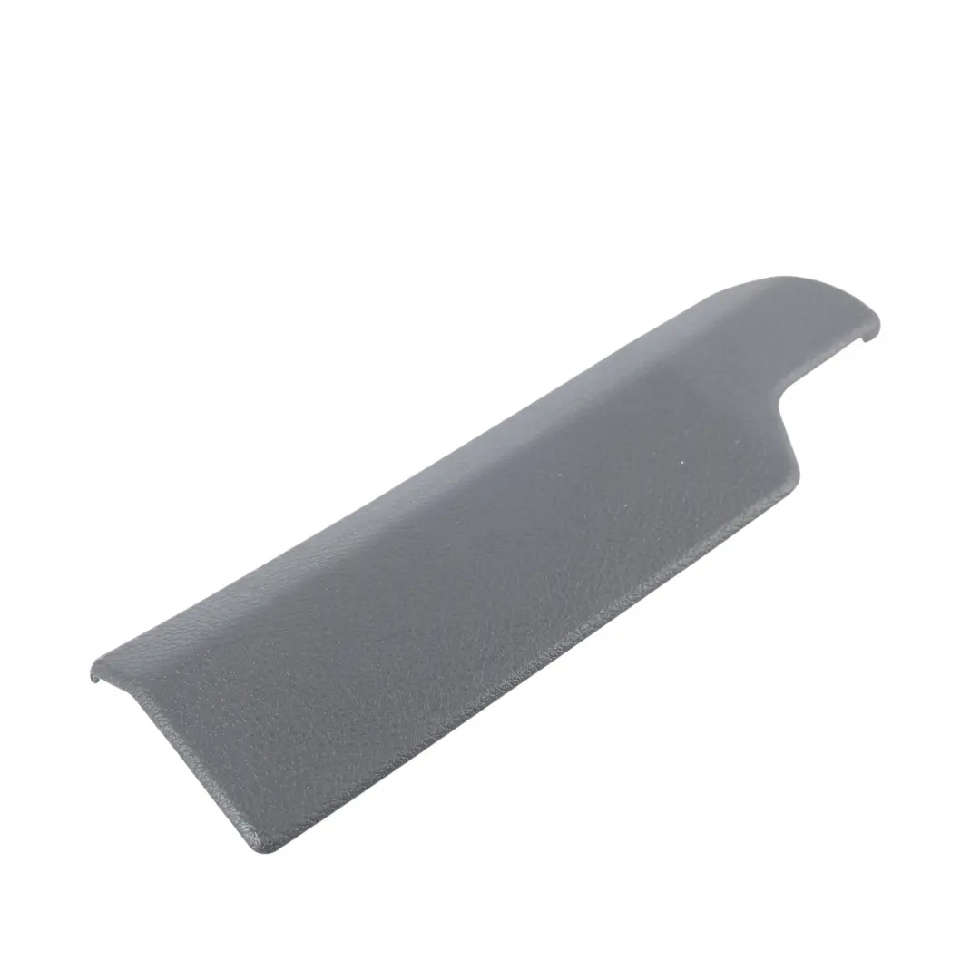 Cubierta Riel Asiento Delantero Panel Negro Izquierdo para Mercedes W639 con número de pieza A0009122423 Mercedes W639 Cubierta Riel Asiento Delantero Panel Negro Izquierdo - SKU A0009122423 - Número de pieza A0009122423