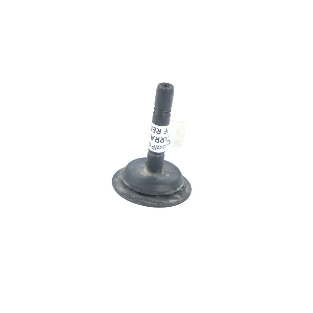 Radiator Holder Clip Mount to Mercedes C117 X156 W169 W176 W222 W246 with Part number A0009912195 Mercedes C117 X156 W169 W176 W222 W246 Radiator Holder Clip Mount - SKU A0009912195-2 - Part number A0009912195
