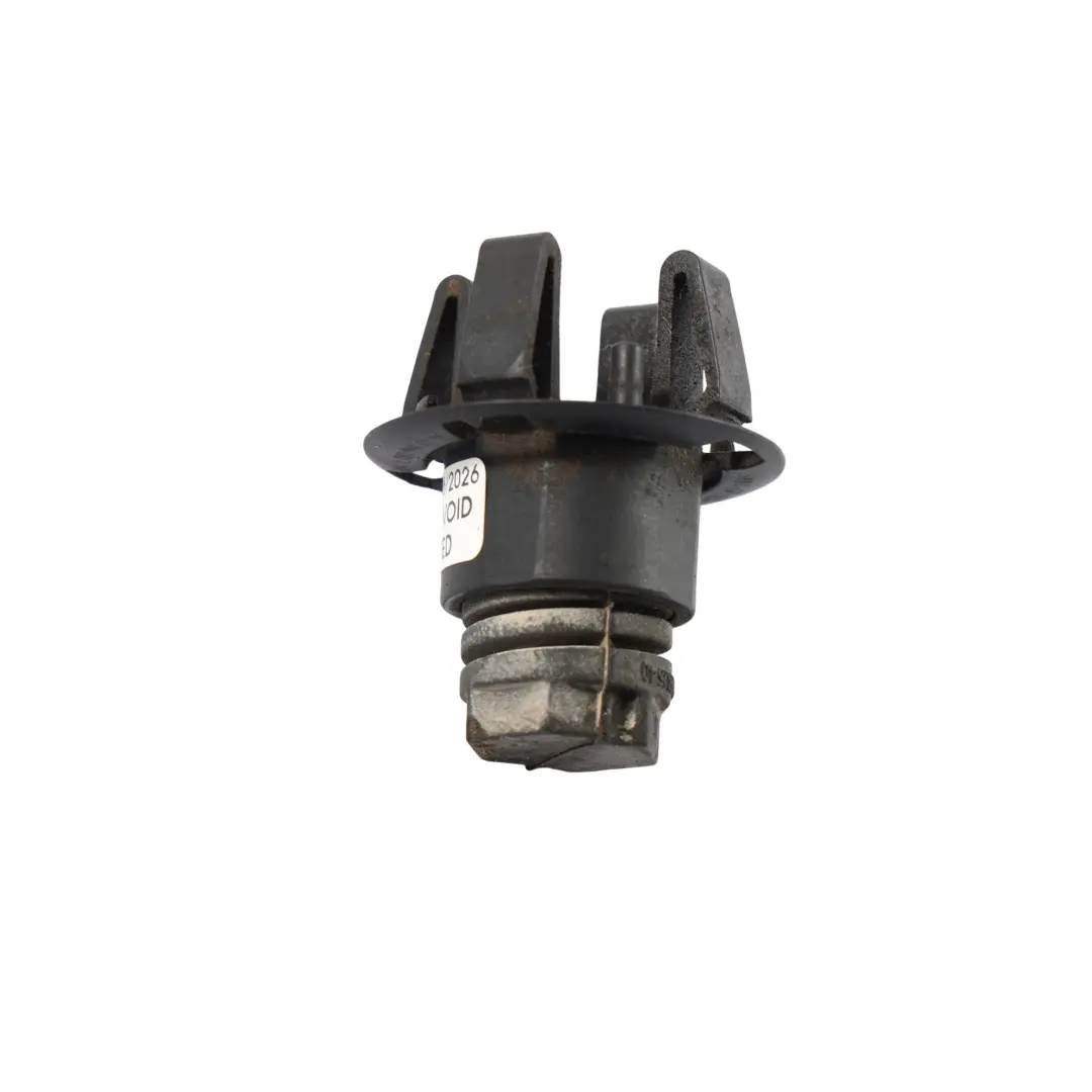 Mercedes W176 Odbój Ogranicznik Maski Silnika - SKU A0009941100 - Numer Części A0009941100